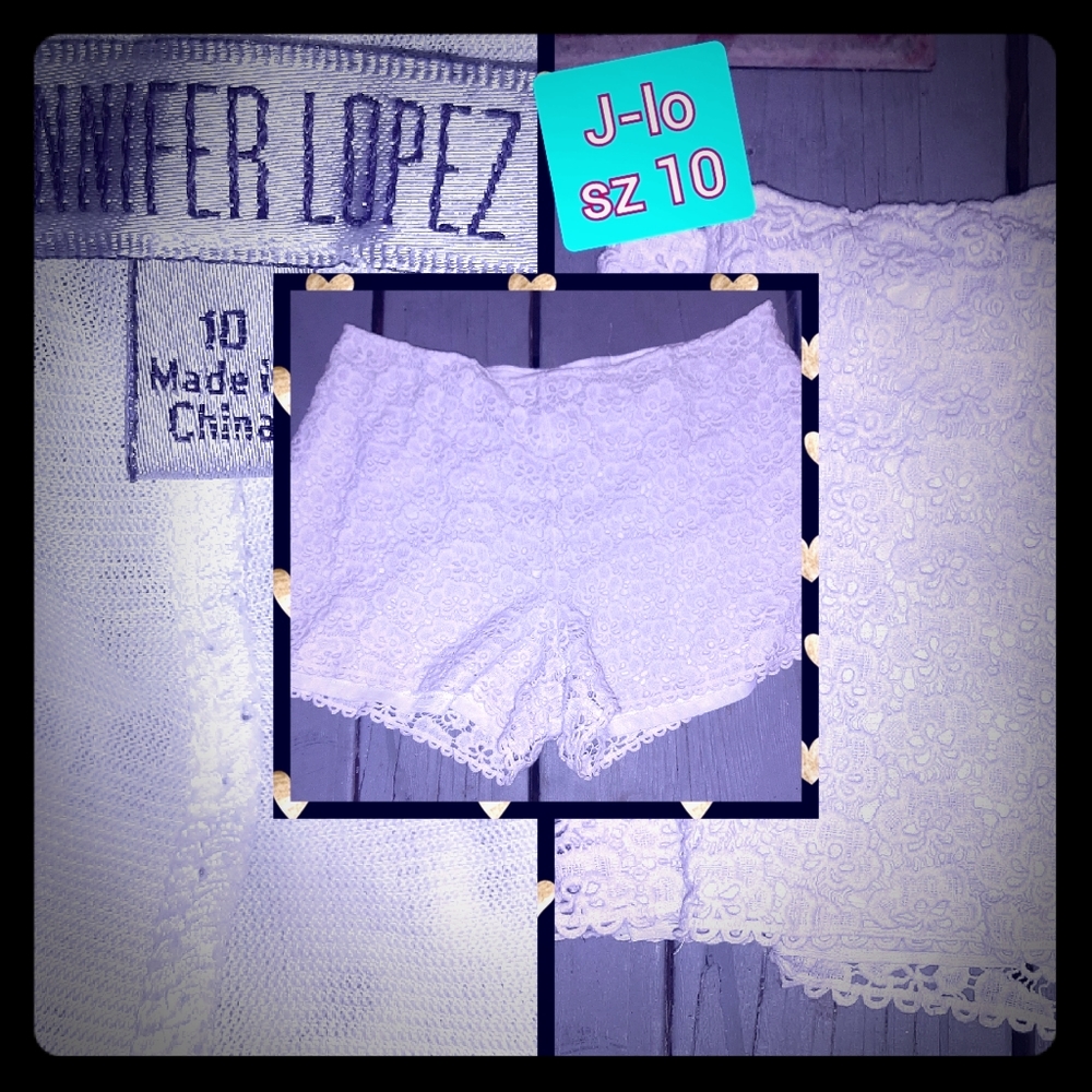 LACE SHORTS